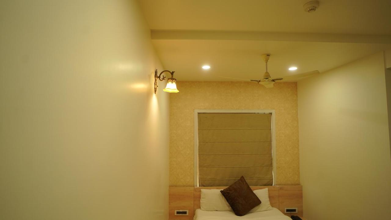 Wisteria Blue Hotel Samarda Kaliasot Exterior photo